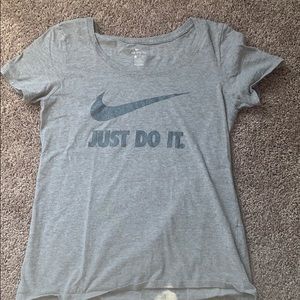 Grey Nike T-shirt